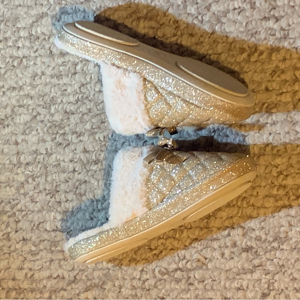 Michael Kors Cozy Womens Slippers with Faux Fur Lining - Picture 5 of 6